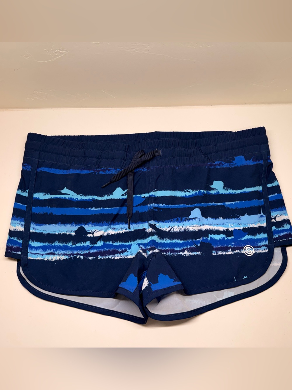 Scales women’s swim shorts